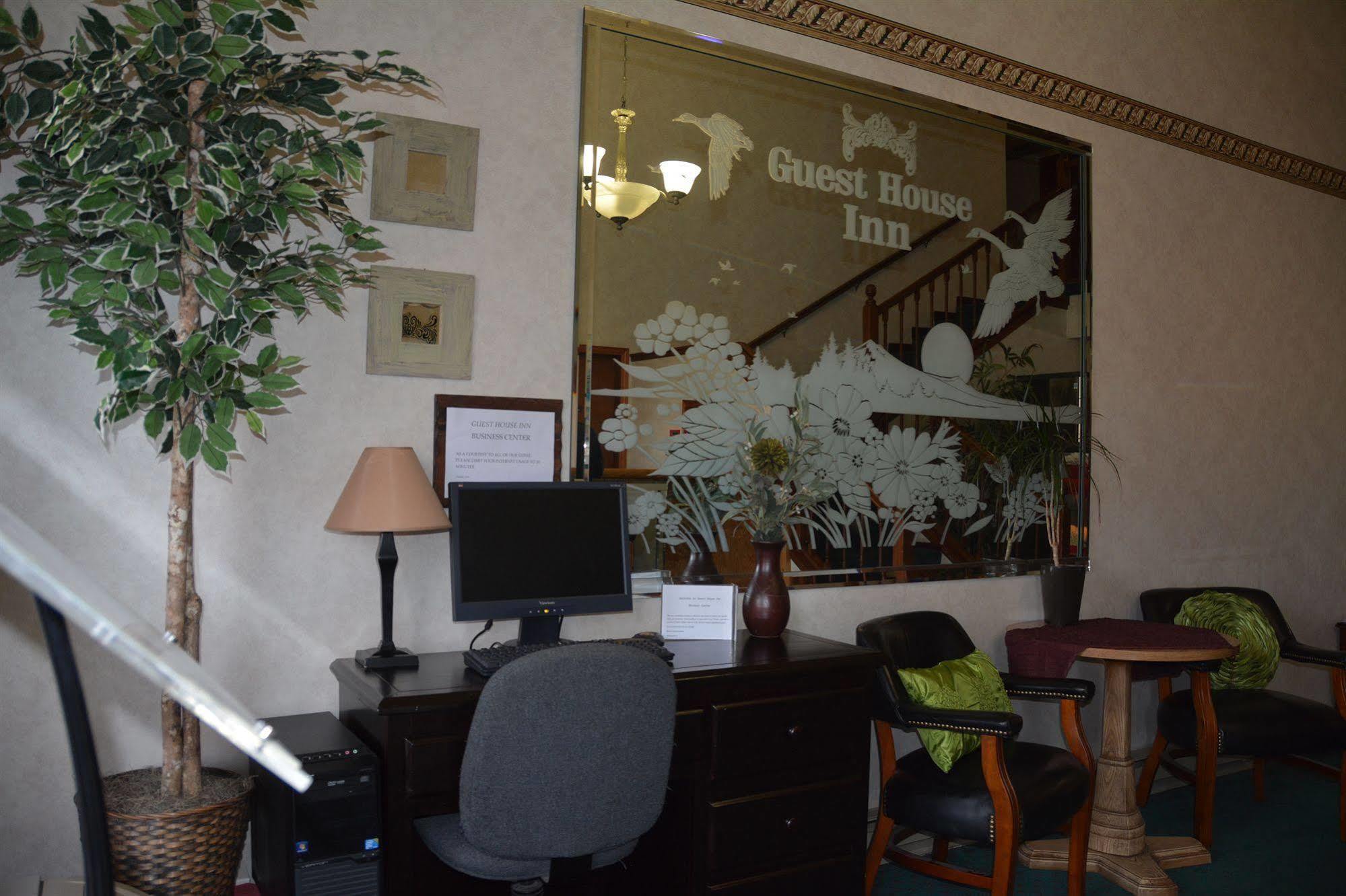 Motel Guest House Inn *